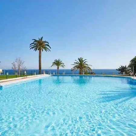 Sunrise Sea Beachfront * Торремолинос